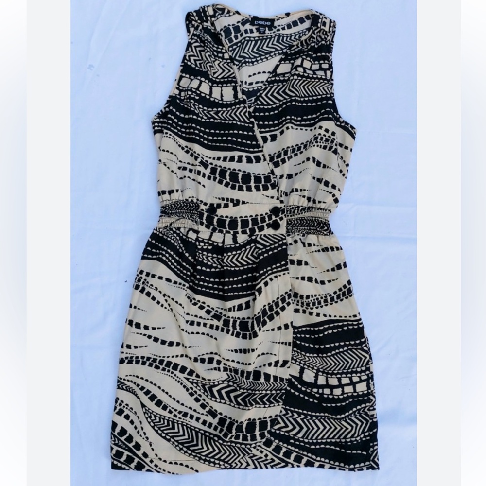 bebe black and white wrap dress